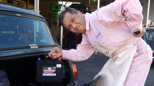 クラシックミニ専用「リチウムイオンバッテリー（Bluetooth搭載型）」 ローバーミニ・クラシックミニ専門店『キャメルオート』東京都八王子