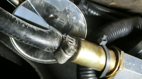 ガソリン臭・漏れ・燃料計異常 - ローバーミニ・クラシックミニ専門店『キャメルオート』東京都八王子