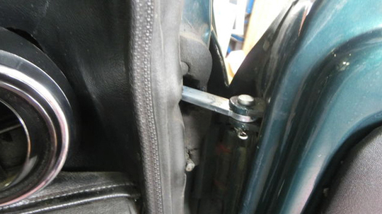 窓が閉まらない・シートの底抜け - ローバーミニ・クラシックミニ専門店『キャメルオート』東京都八王子