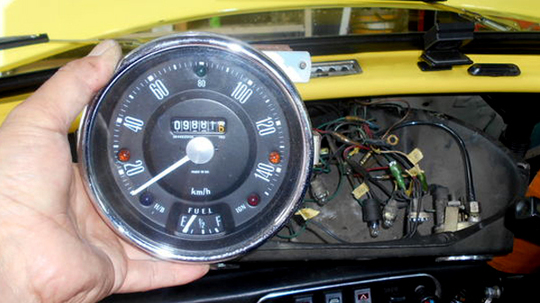 ブレーキランプが点かない・ウインカーが速い - ローバーミニ・クラシックミニ専門店『キャメルオート』東京都八王子